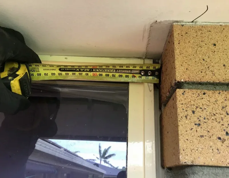 The gap between the window frame and the brick veneer closed after GeoPoly™ stabilised the slab of the Sunnybank Hills home