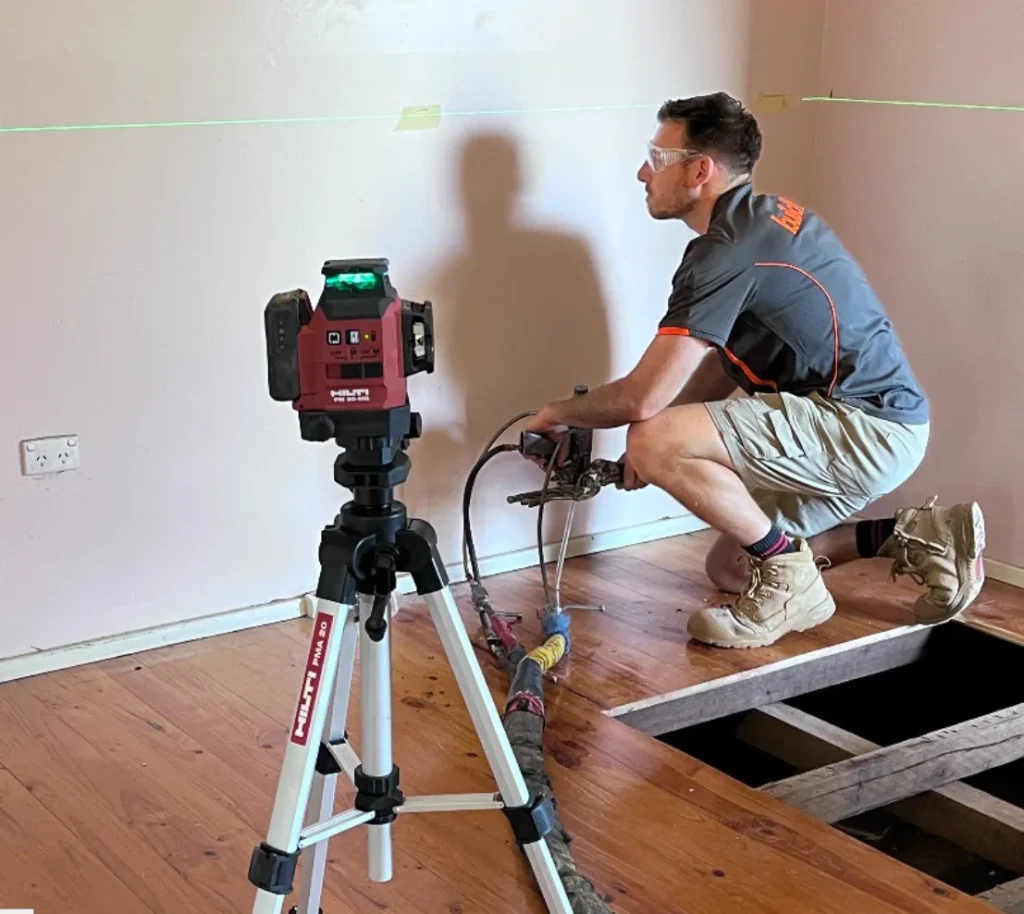 Home Floor Lifted by 60mm to Keep Renovation on Track 3